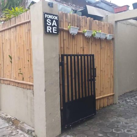 Pondok Sare Vandrarhem Yogyakarta Exteriör bild