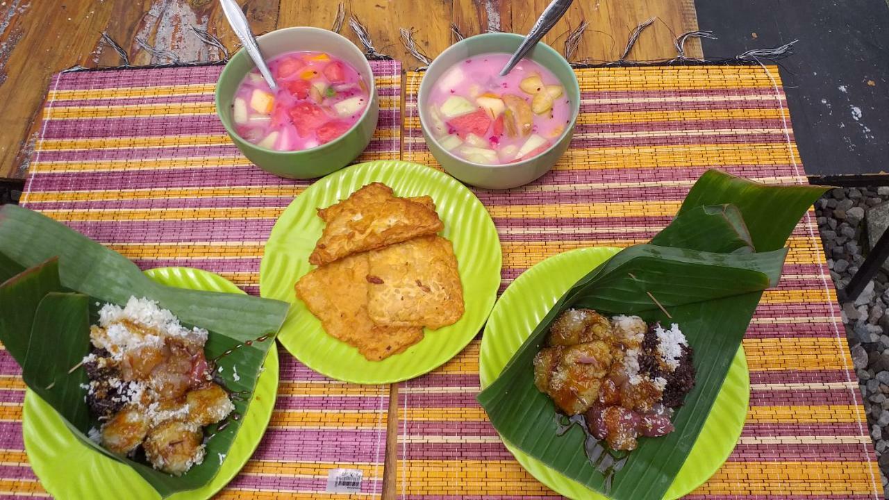 Pondok Sare Vandrarhem Yogyakarta Exteriör bild
